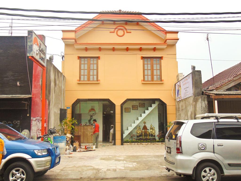 Cabin Hotel Bhayangkara Yogyakarta Exterior foto
